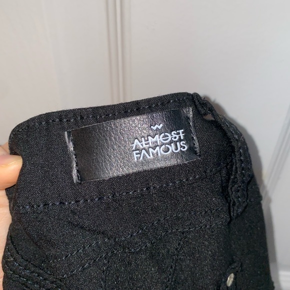 Almost Famous Jeggings - Picture 4 of 4